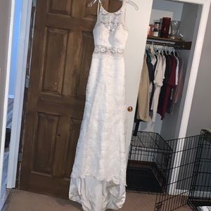 all lace weddings dress bustle clips included